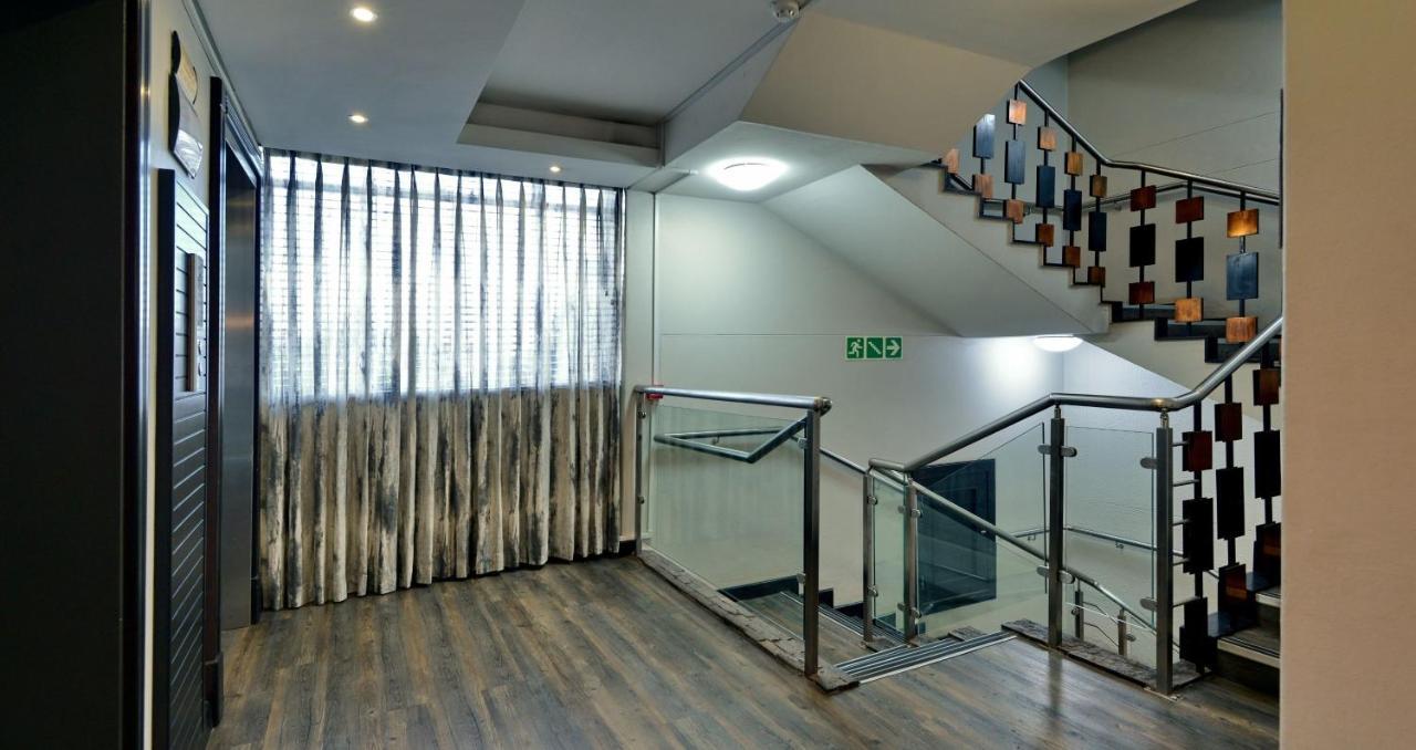 Anew Hotel Witbank Emalahleni Экстерьер фото